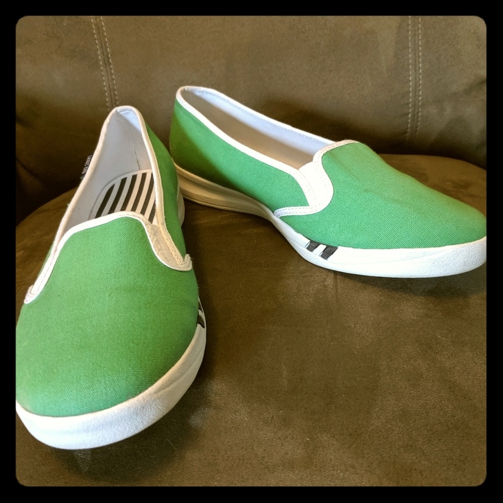 Lands End flats, emerald green 9.5